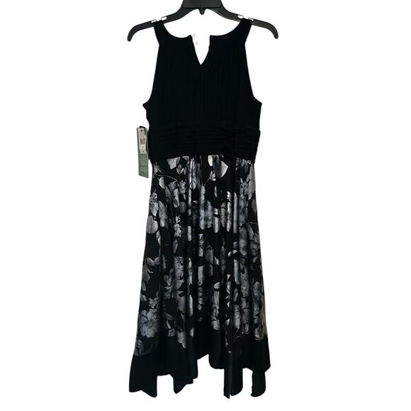 Scarlett Black Dress with Textured Design size 6, new with tags - Picture 2 of 10